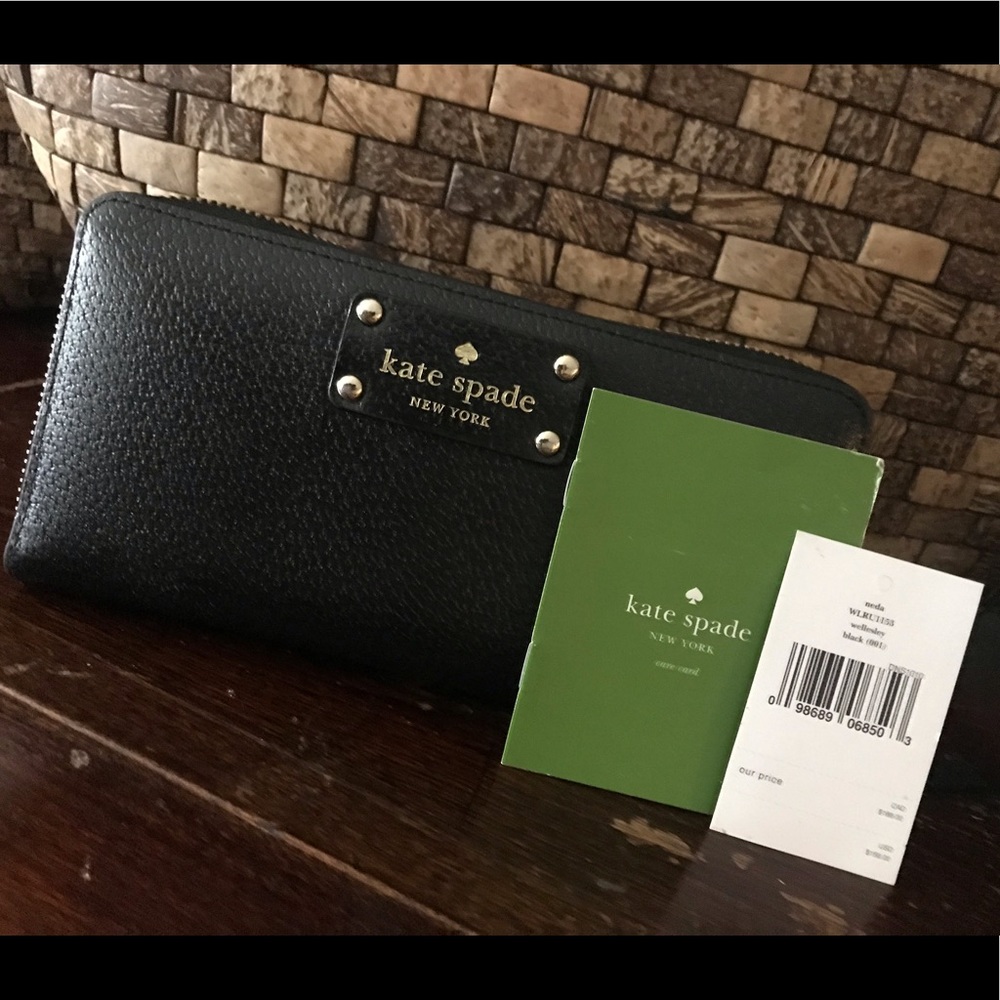 Large Kate Spade Wallet